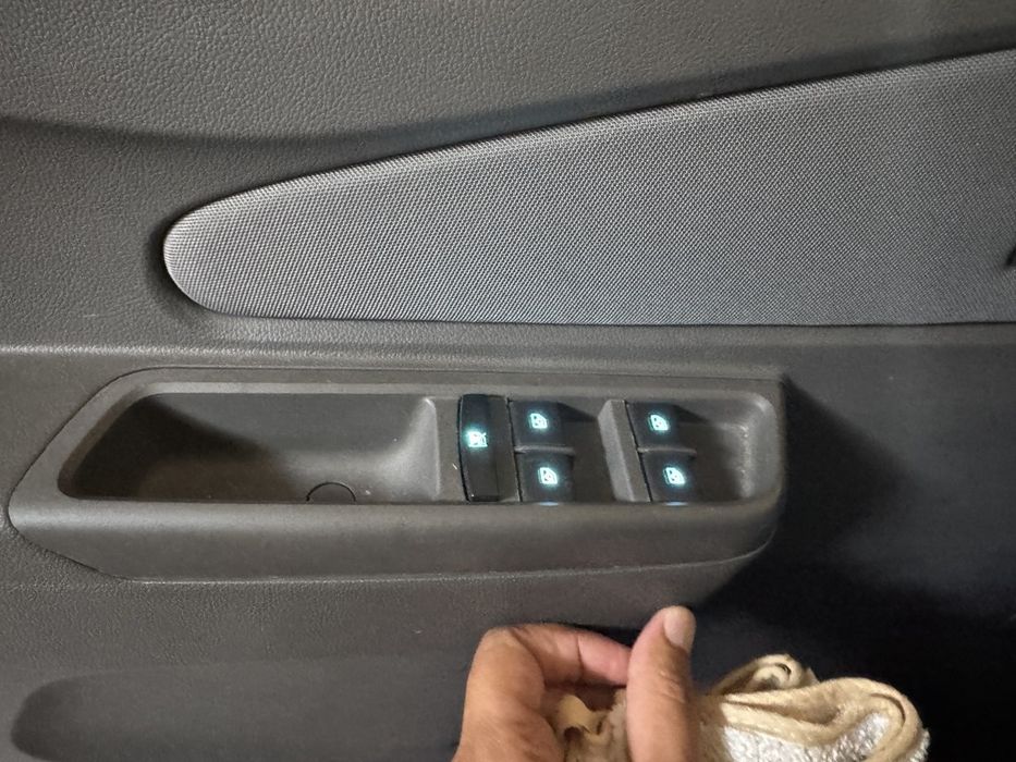 Minishga tayor moshina