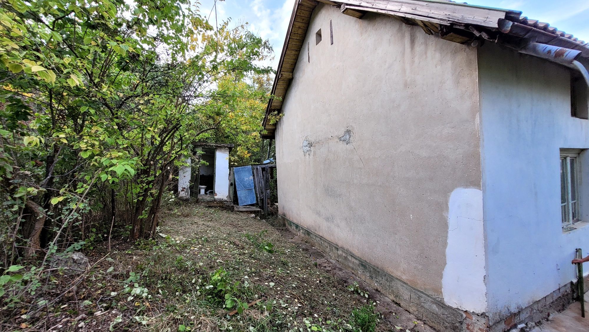 Продавам Вила с дворно място Бистрец