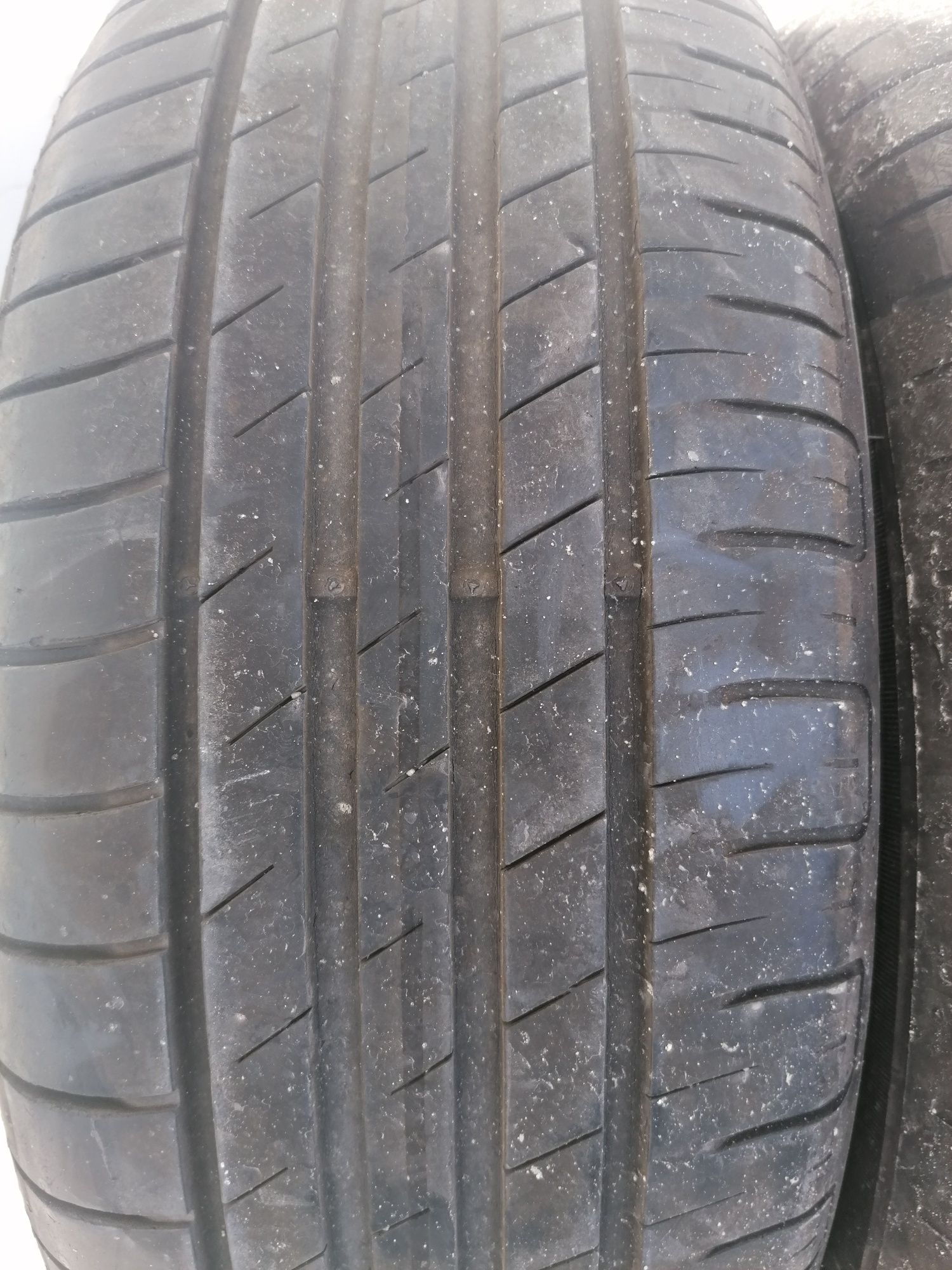 2 бр. 215.60.16 GOODYEAR effekient grip