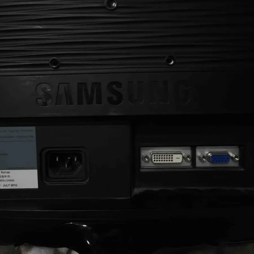 Монитор Samsung b2030