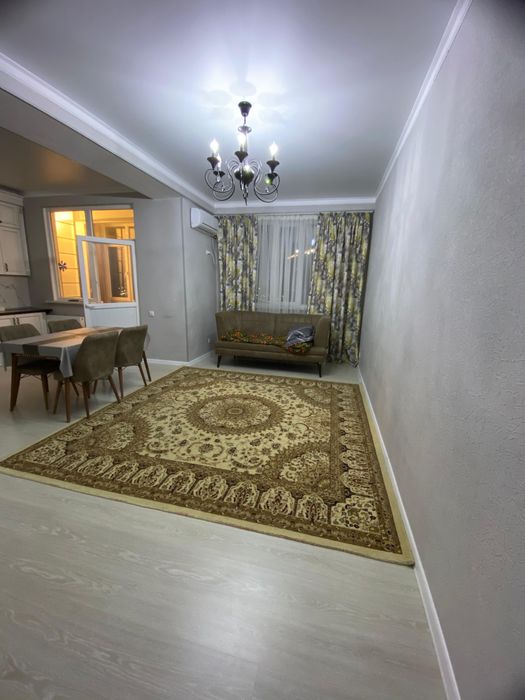 Продается ковер размер 3*3