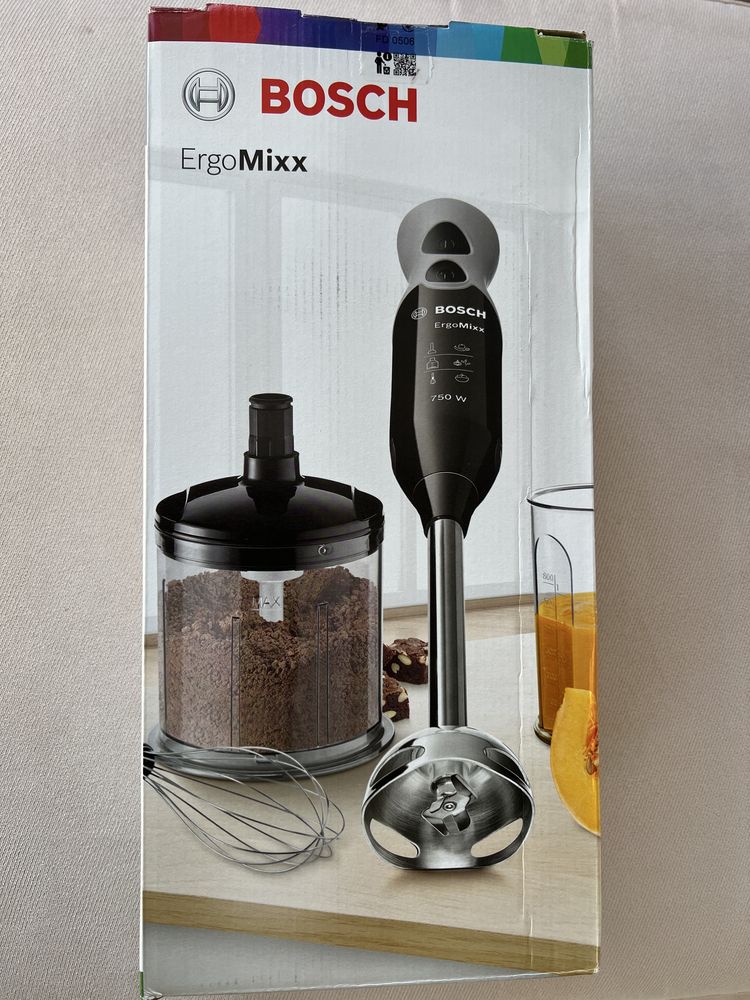 Bosch ErgoMixx MSM67160 3в1 - пасатор с 750 W мотор и купа 1L