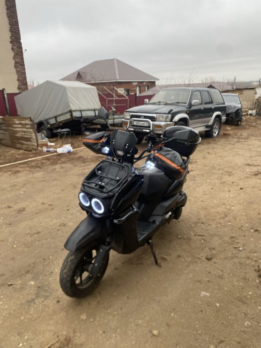 Продам мопед танк на полном ходу вложения нету