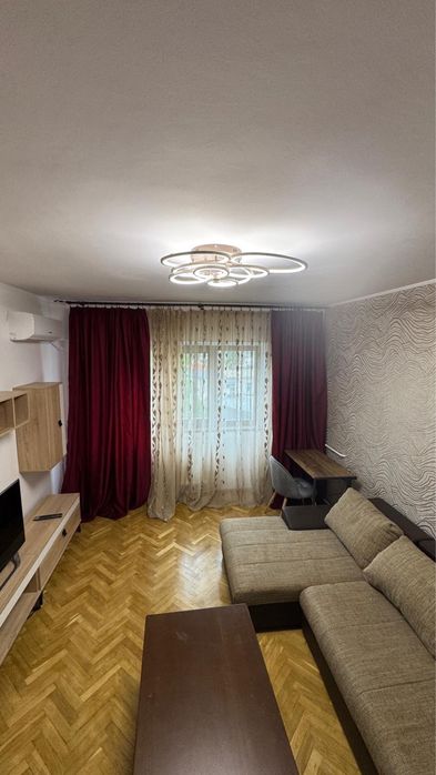 Inchiriez apartament 3 camere independentei umf central