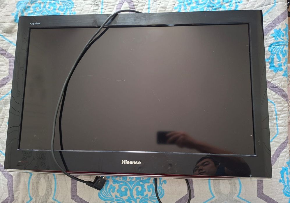 Продам телевизор Hisense
