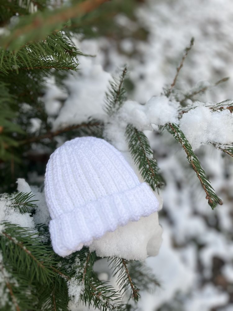 Articole din lână handmade : caciuli, botosei, ciorapi pt copii/adulti