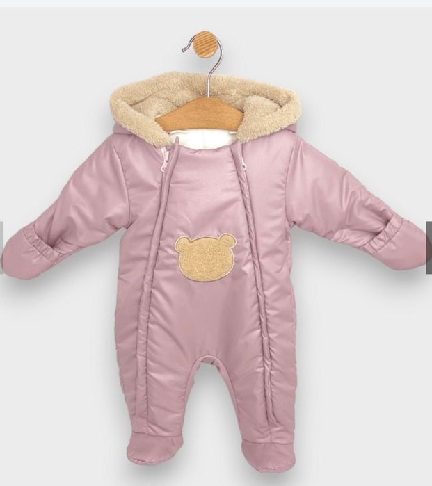 Ново! Бебешки зимен космонавт