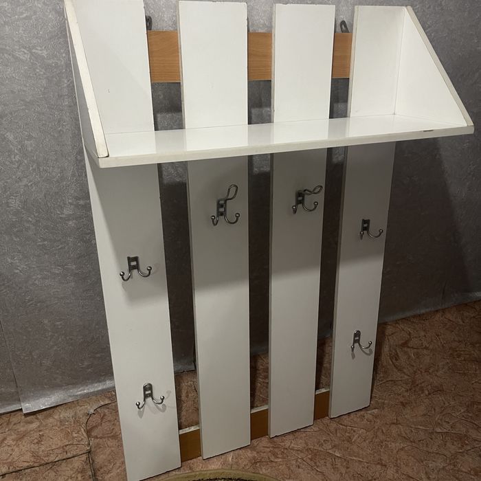 Срочно продам  прихоже