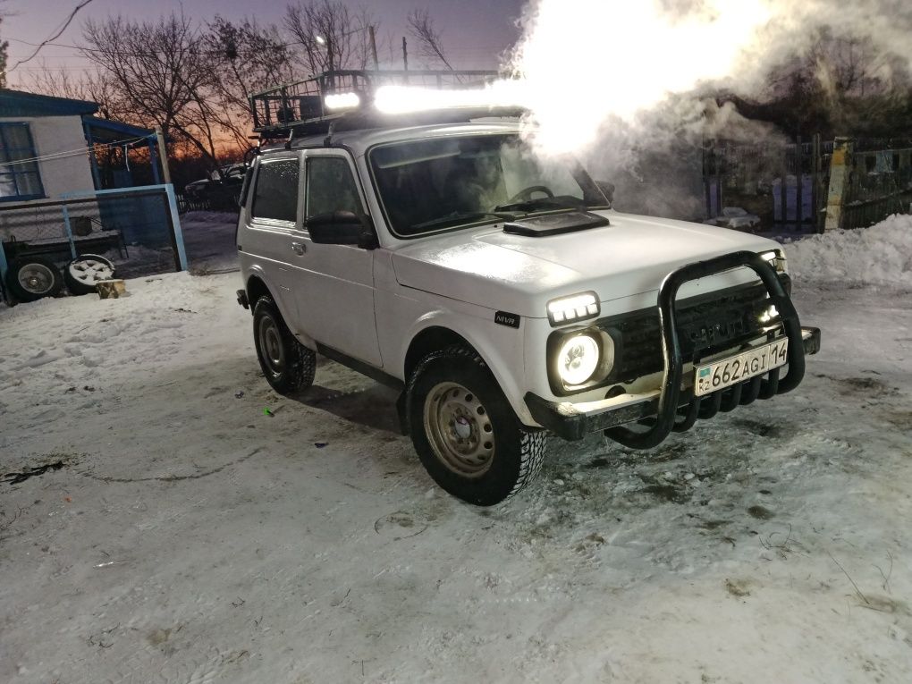 Продам ниву хтс 2007 года инжектор