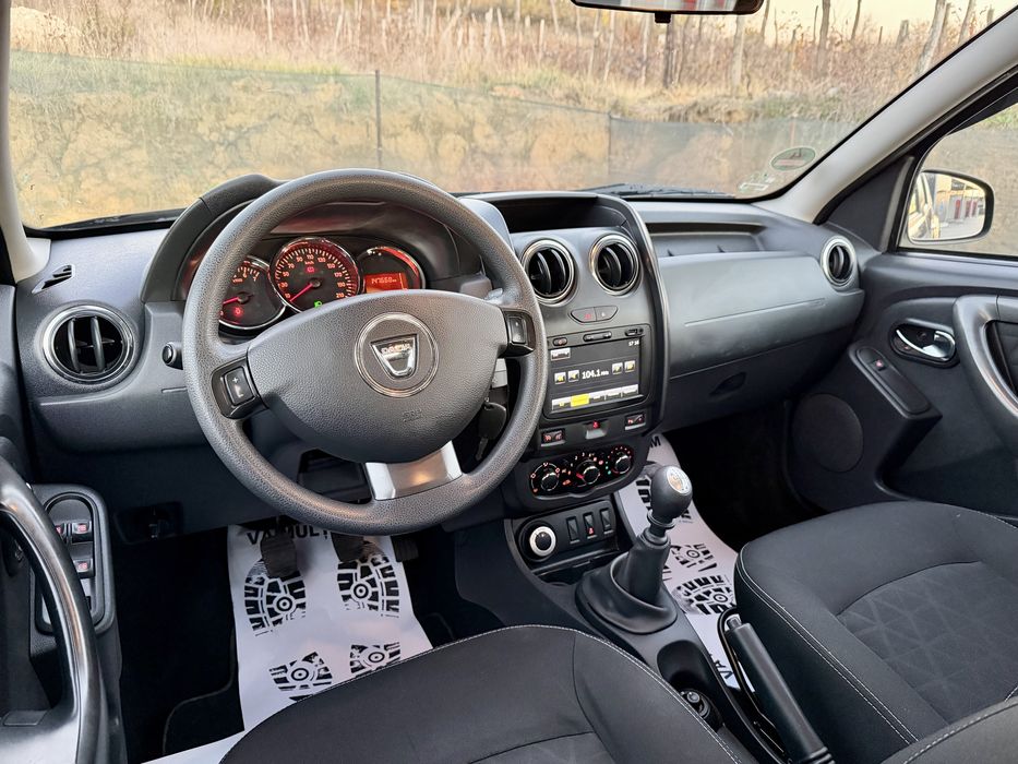 Dacia Duster / 1.5 dci / 4x4 / 2015