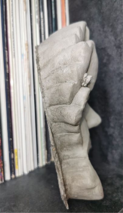 Антикварна фигура глава на фея елф подписана автентична масивна декор