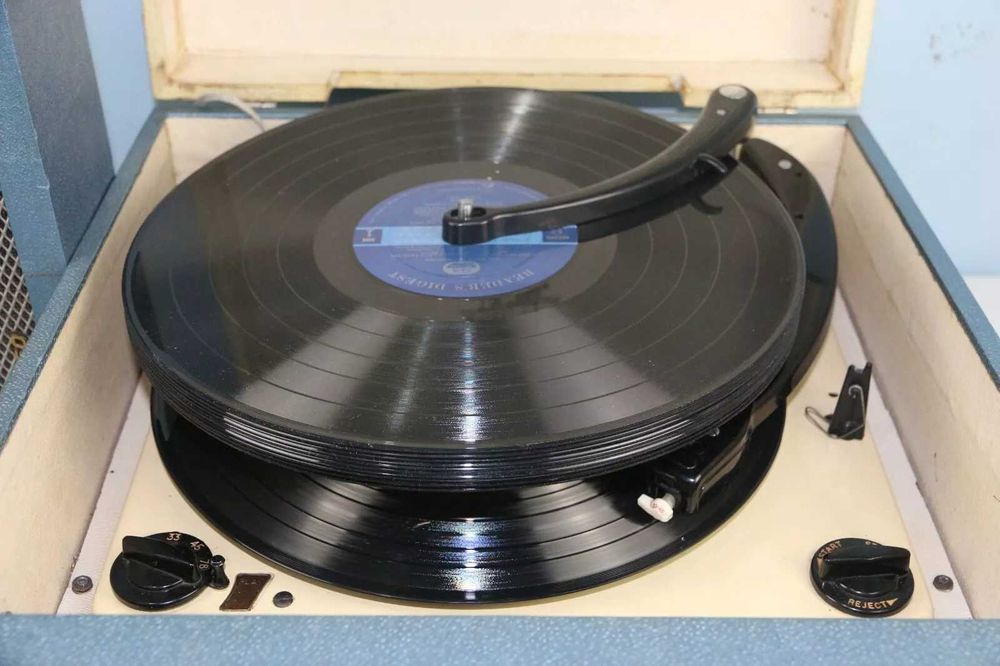 Disc vinil pick-up turntable