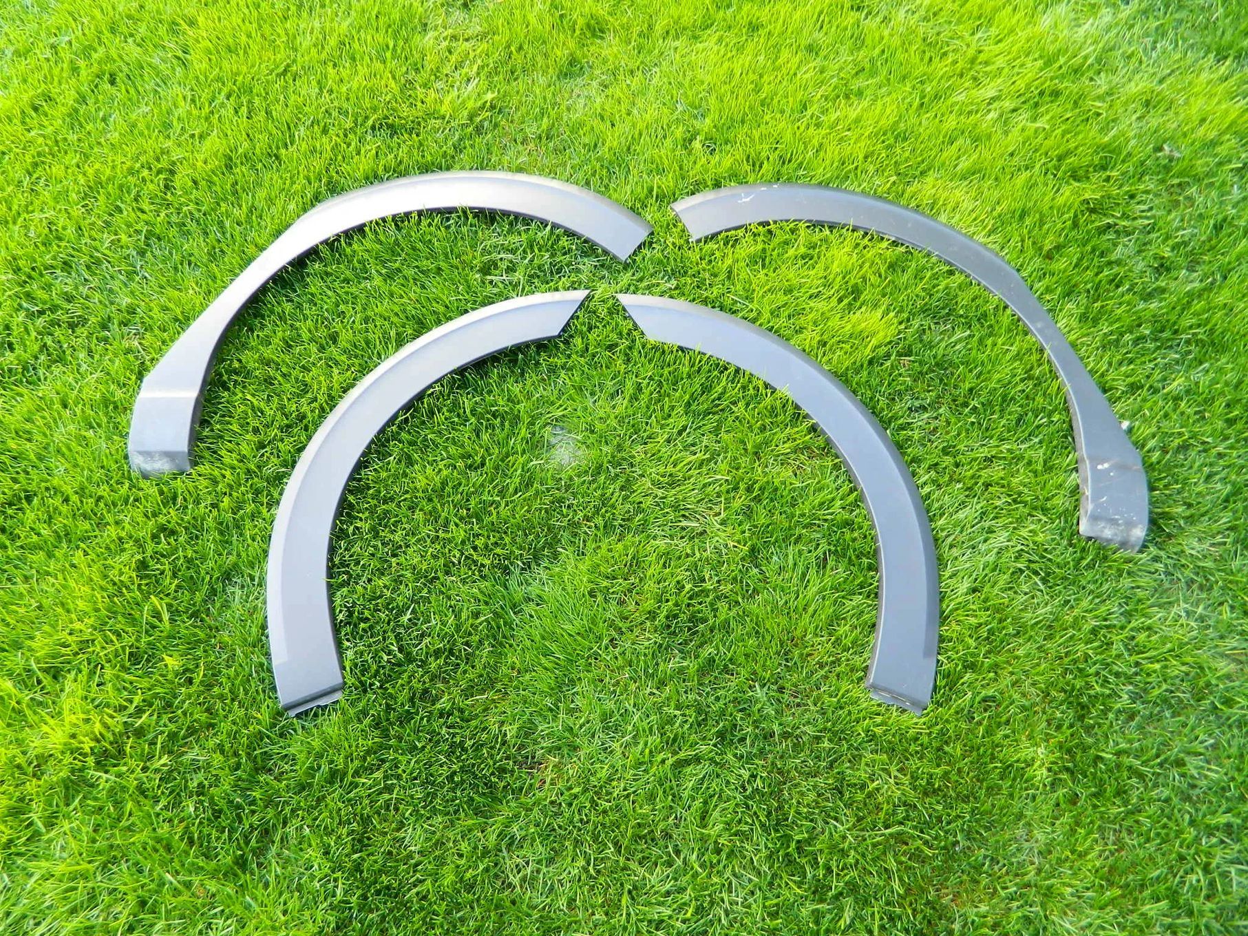 Bandou usa stanga fata+spate, dreapta fata +spate VW Taigo cod 2G7854817C,2G7854818C,2G7854731A,2G7854732A