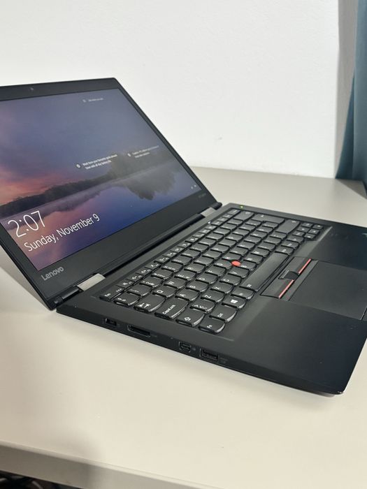 Lenovo X1 Carbon• i7-6600U• 16gb ram• 256• 14” • Bateria 5-6 ore