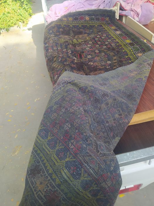 Gilam sotiladi antek