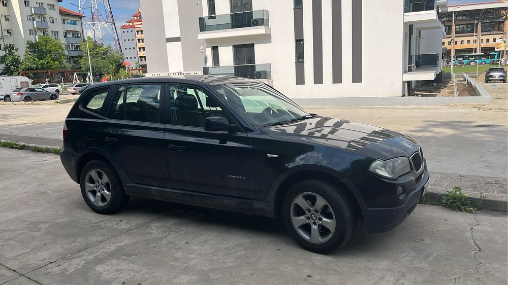 Vand bmw x3 2009 177cp 2000 disel de culoare neagra cu gipies