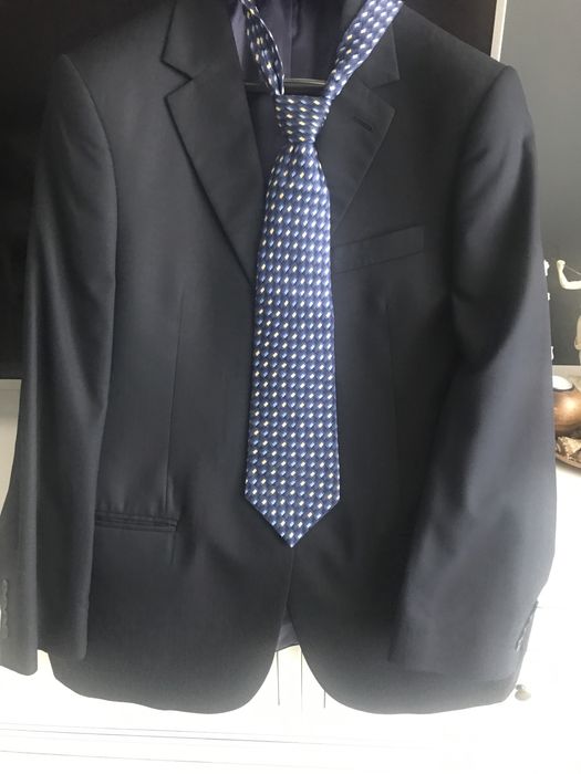 Sacou nou office si cravata cadou