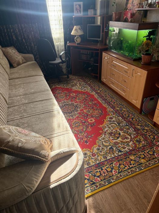 Продам ковер шерстяной 2*3м