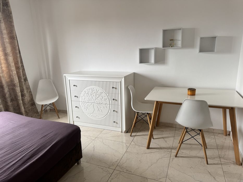 Inchiriez garsoniera in Tecuci, str. Bradului 750 lei/luna