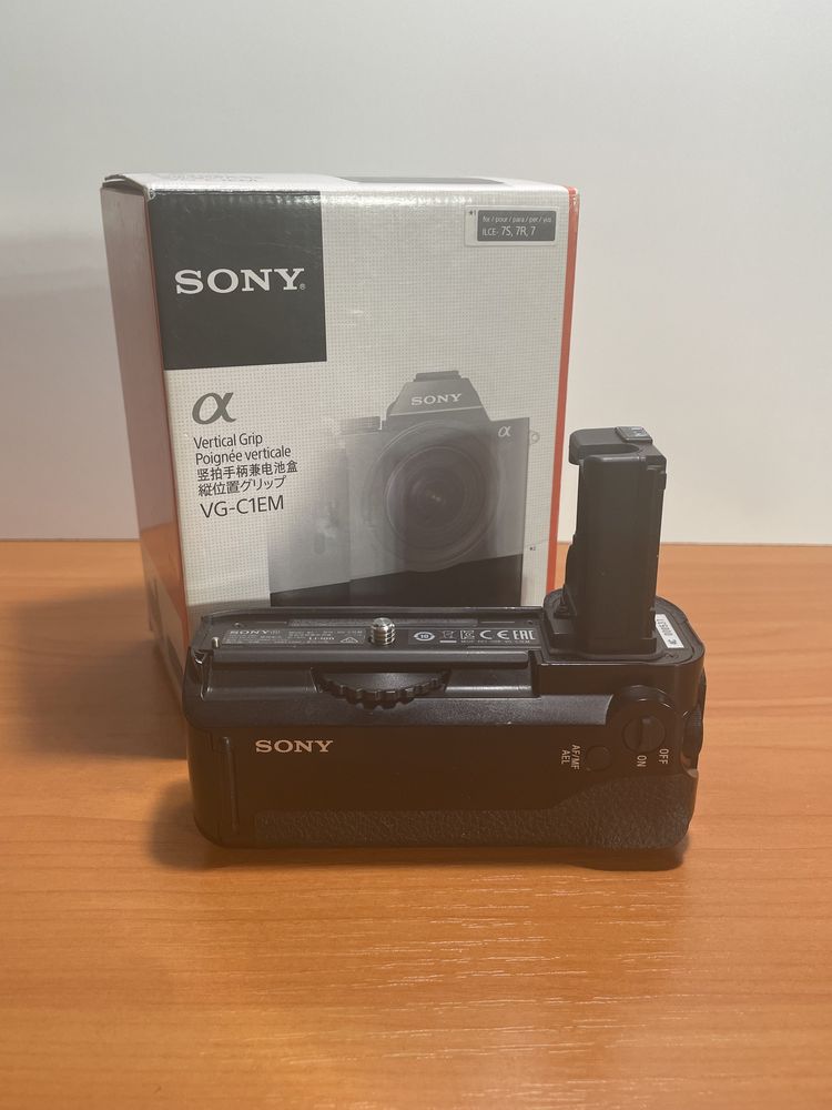 Фотоаппарат Sony A7+Гелиос 44-3+батарейная ручка