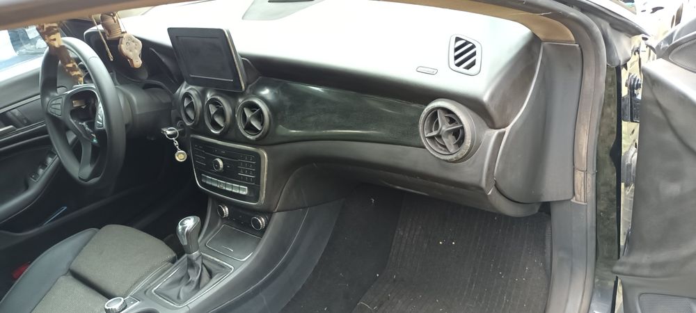 Арматурно табло за Mercedes CLA C117 X117