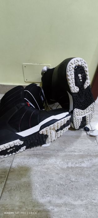 Vând Boots snowboard