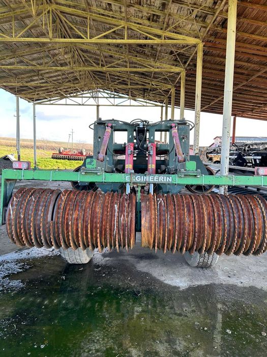 Tavalug agricol 12,3 m NRH Engineering CRS CB 12