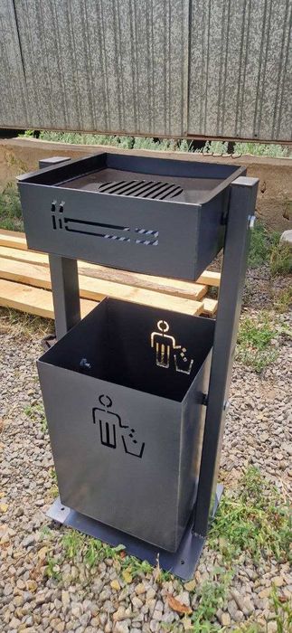 Уличные урны для мусора