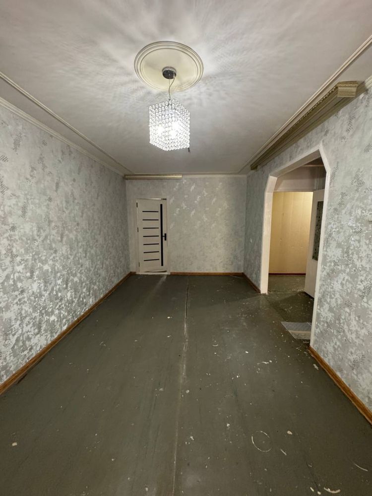 Arzon kvartira sotiladi