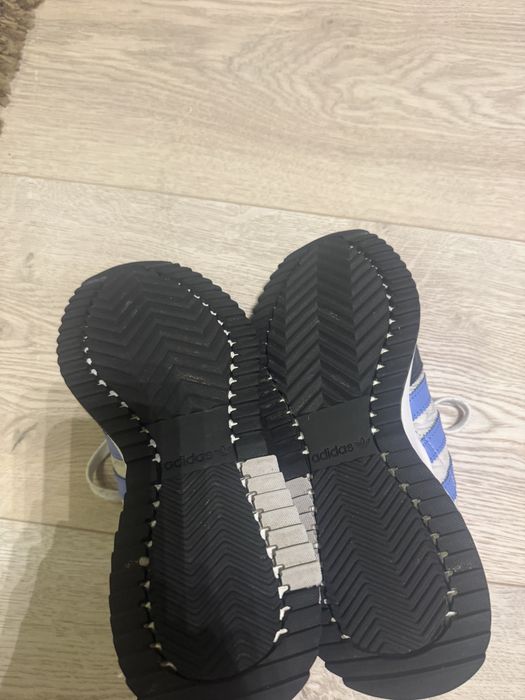 Adidas baieti marimea 38