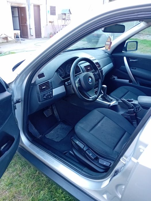 Vând BMW X3 2.0D în stare foarte bună de funcționare