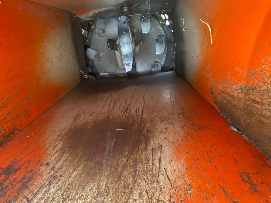 Tocator paie pe cardan