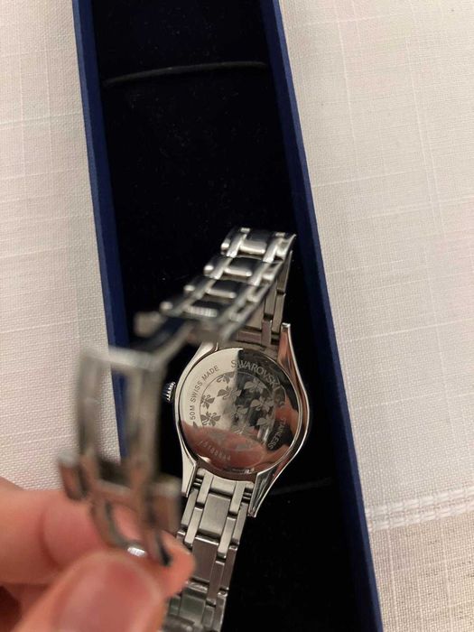 Ceas Swarovski de damă, argintiu