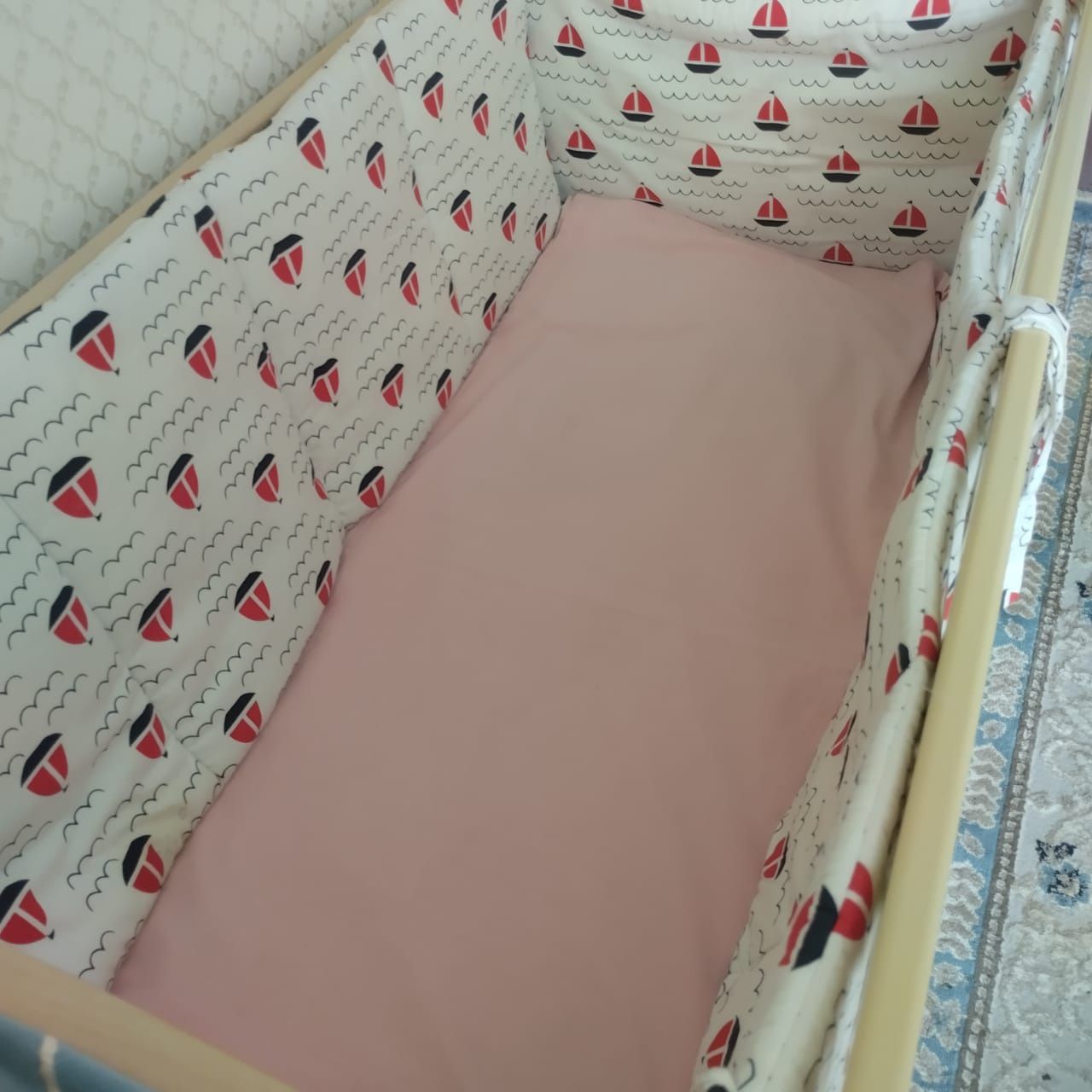 Кровать детская в хорошем состоянии