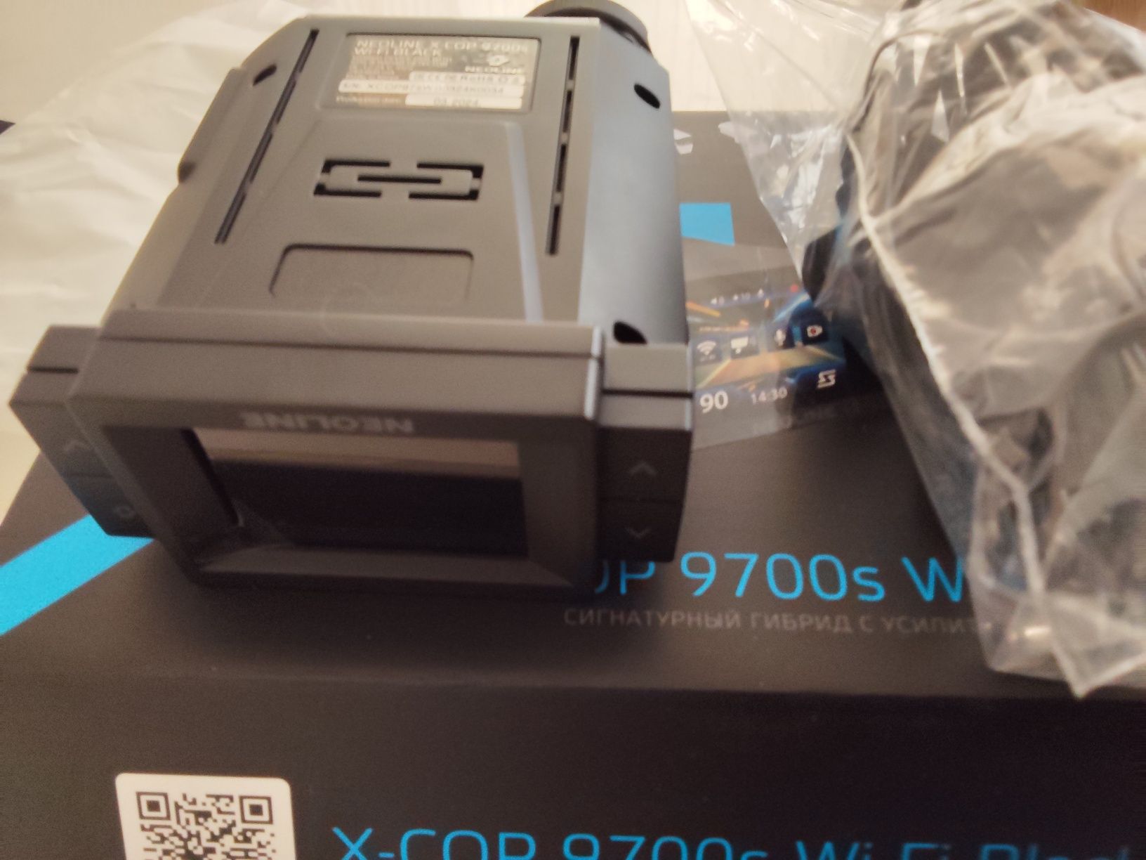 Продается Neoline x-cop 9700 s wifi black