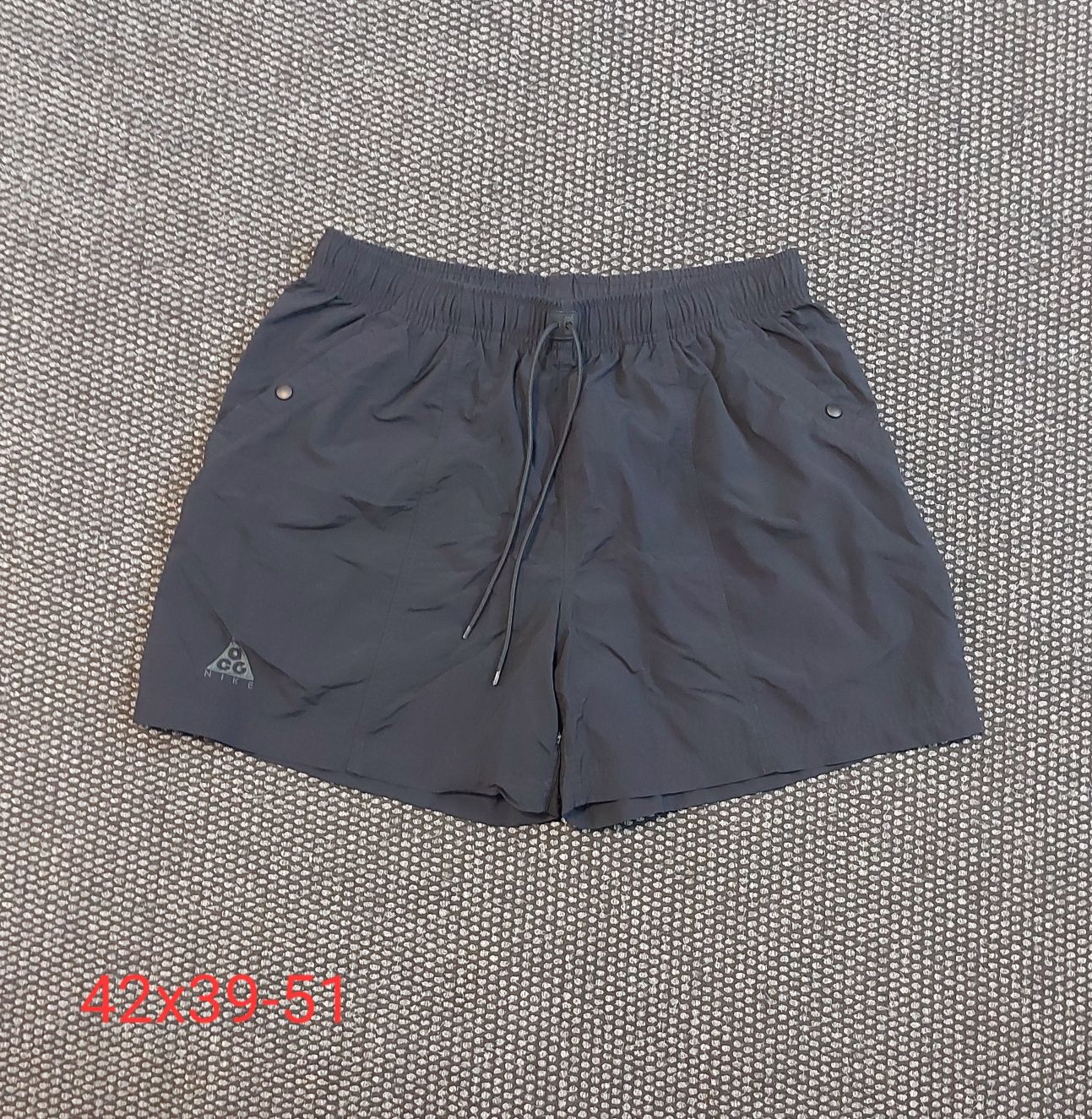 Nike ACG шорти M размер