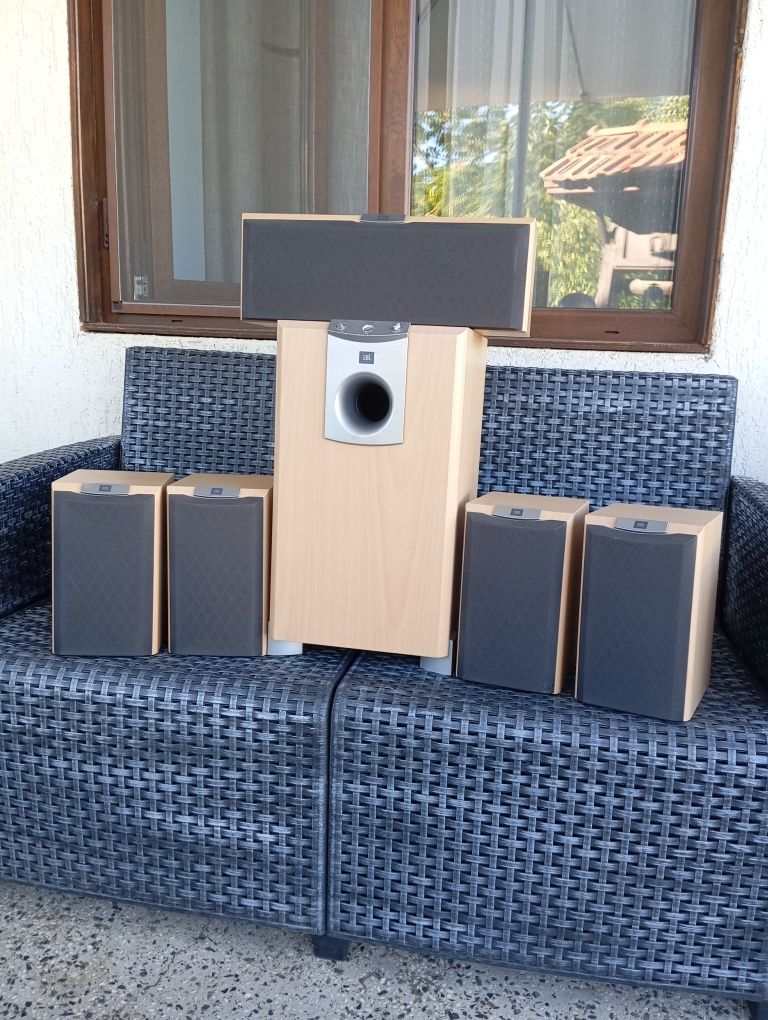 Субуфер JBL sub 178 и 5бр колони
