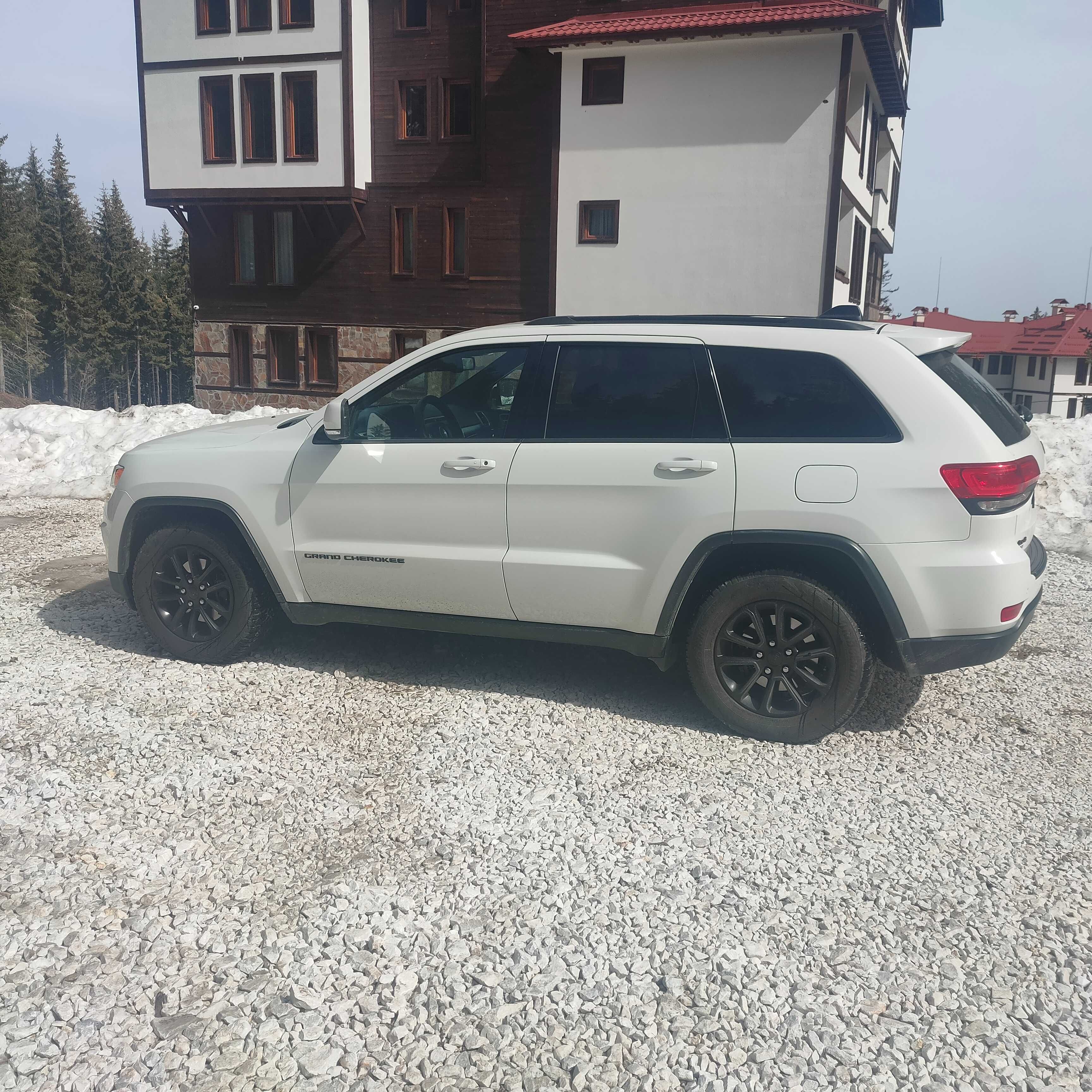 Продавам джип JEEP Grand CHEROKEE
