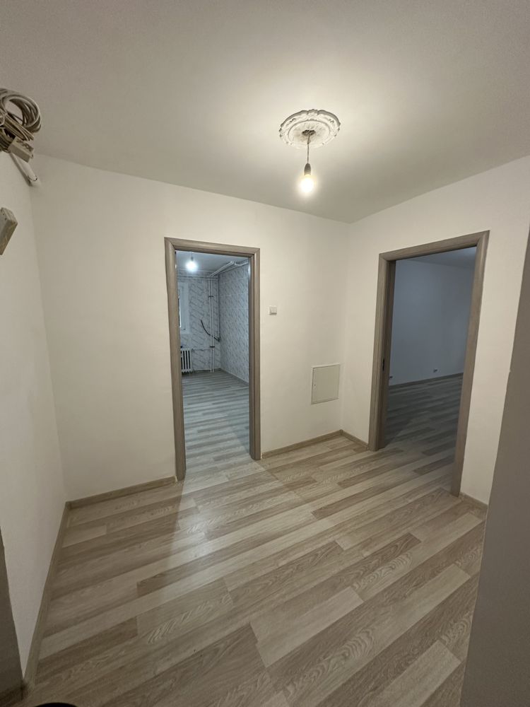 Vand apartament 2 camere berceni