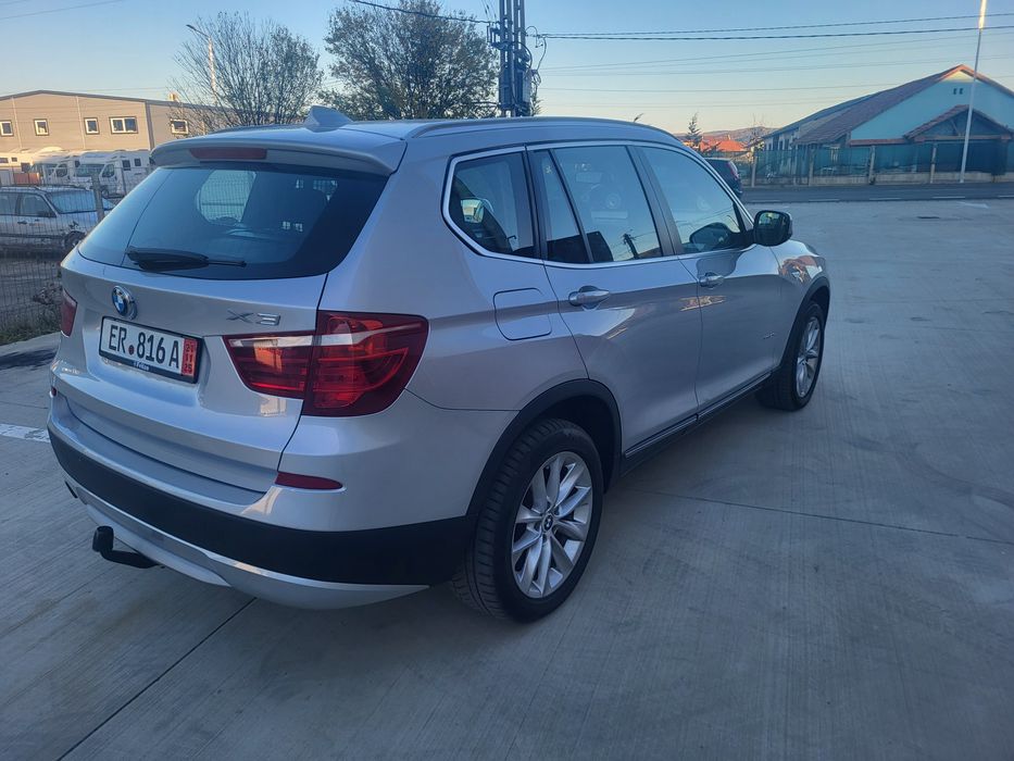 Vând BMW  X3 2012