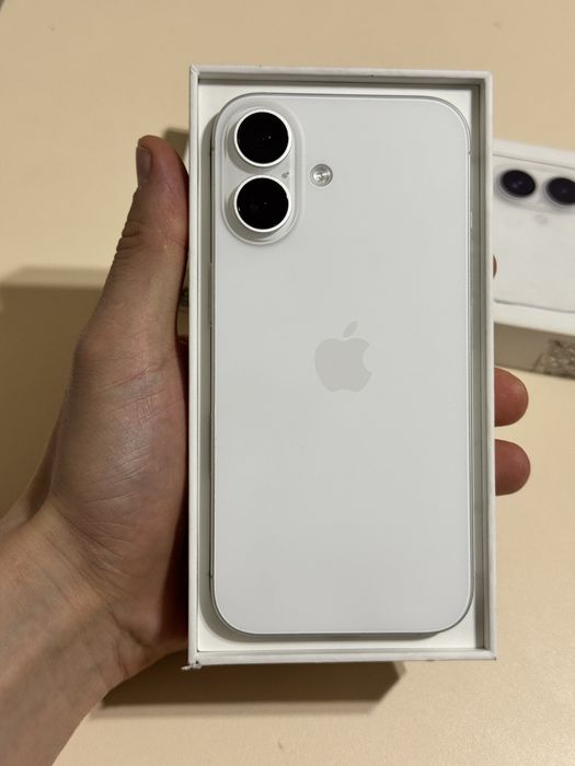 Iphone 16 128 gb акум 100 польный комрлект