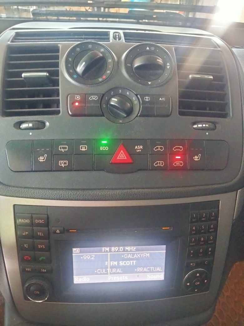 Mercedes Benz Viano