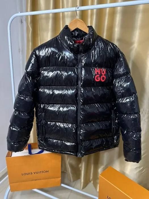 Geci bărbați calitate superioară 
Hugo bleumarin S M l Xl xxl 
Hugo ne