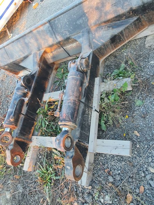 Vand lama pentru excavator cu senile 14-16 tone an 2013