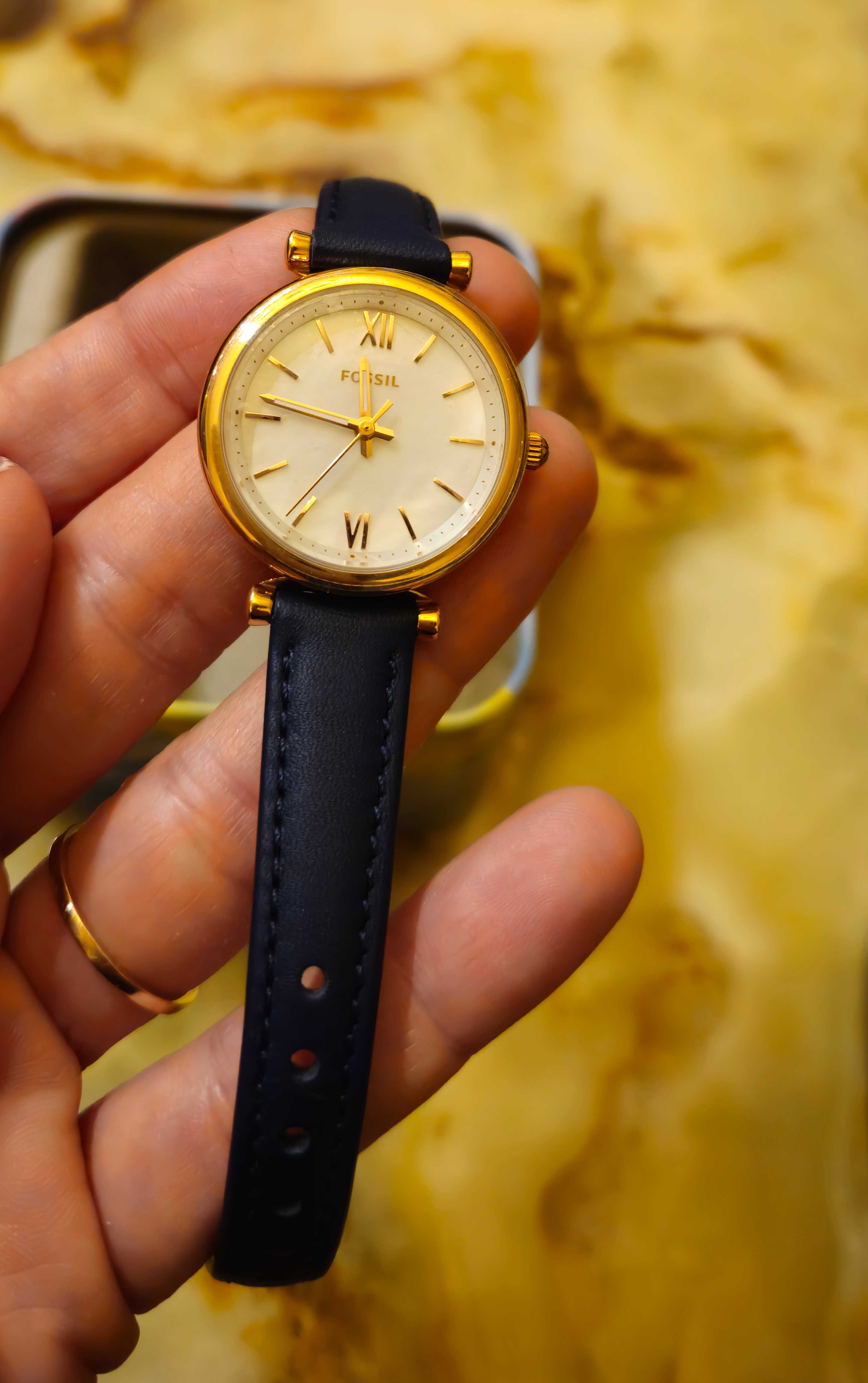 Fossil дамски часовник