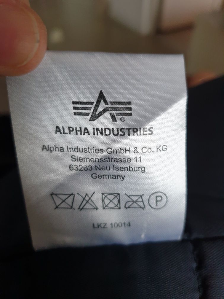 Vand haina ALPHA INDUSTRIES marimea M