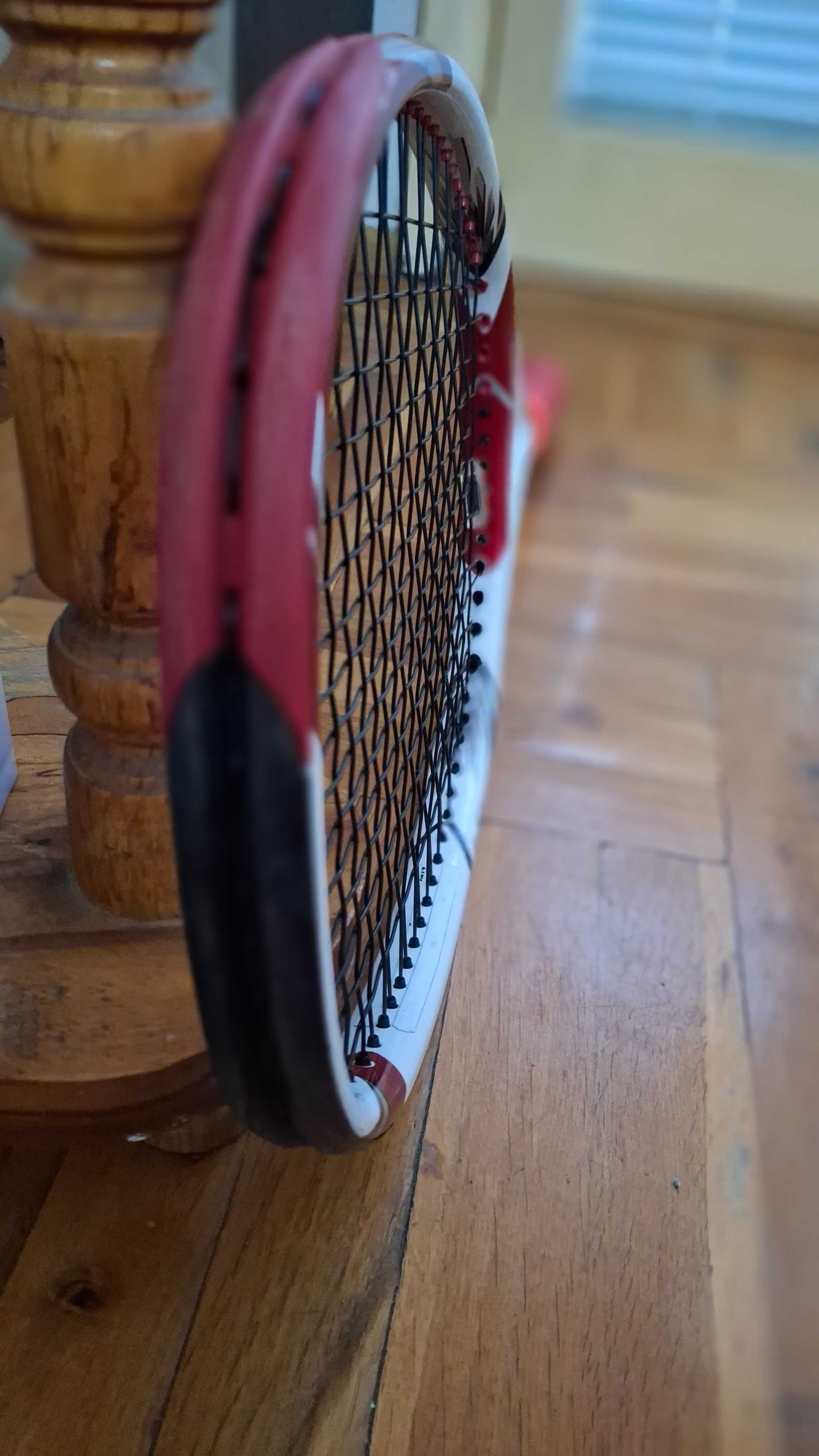 Тенис ракета Yonex VCORE 100s + кордаж