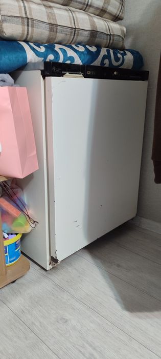 Отдам даром морозильную камеру