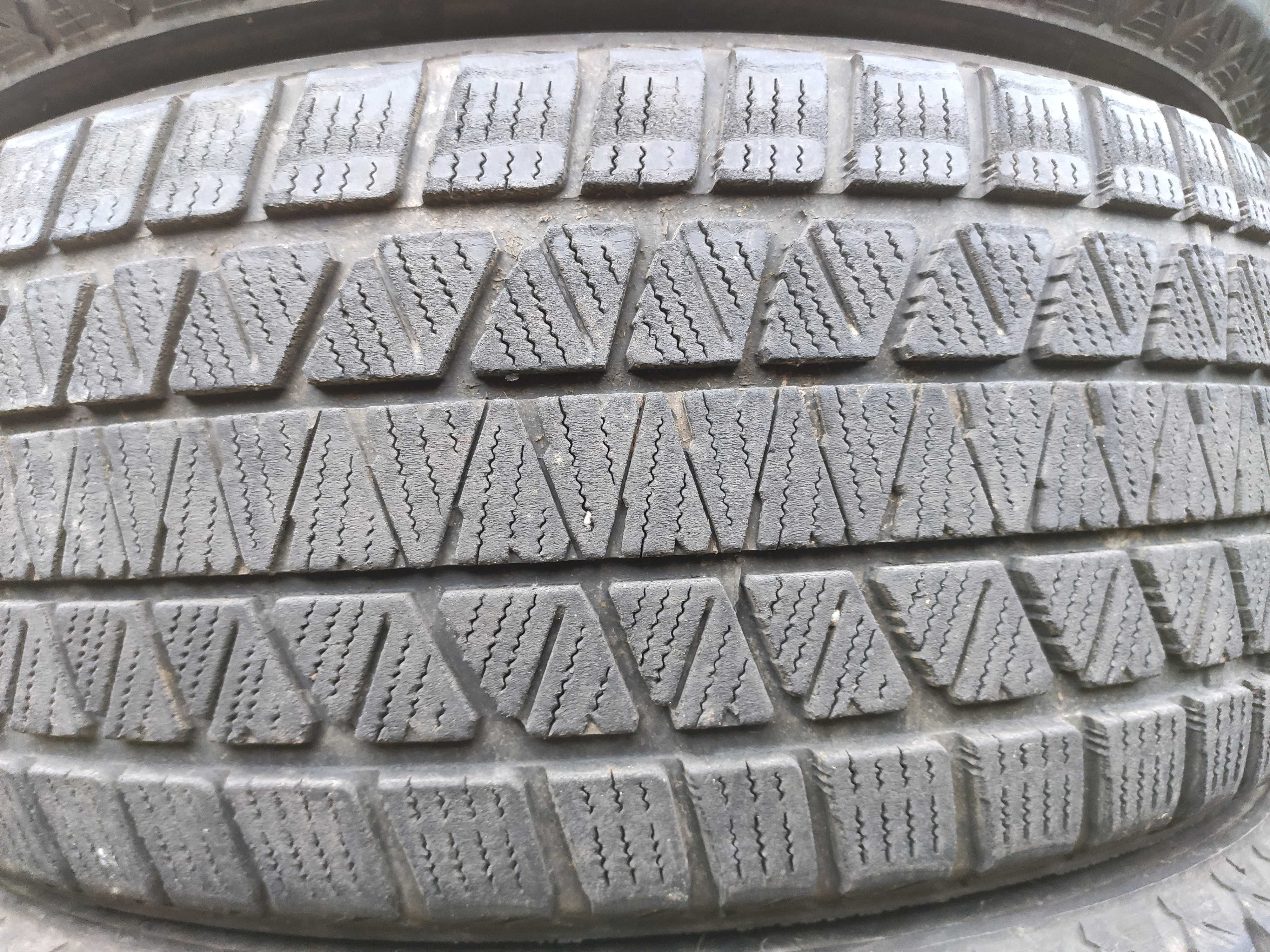 4бр Зимни Гуми 265 60 18 - Bridgestone - DOT 2022