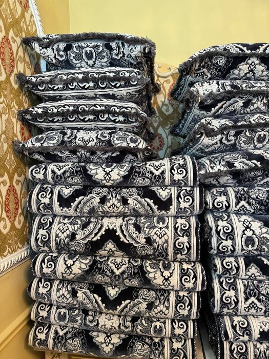 8 ta Koʻrpachalar toza Turkiya materialidan ,8 yostigi bilan